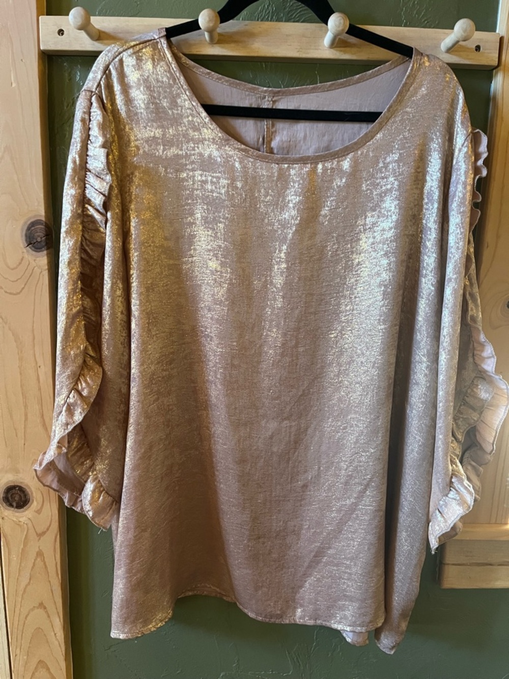 Shimmer Ruffle Sleeve Women's Top - Gold